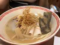 荔枝角趣味拉麵店🍜不一樣的湯底