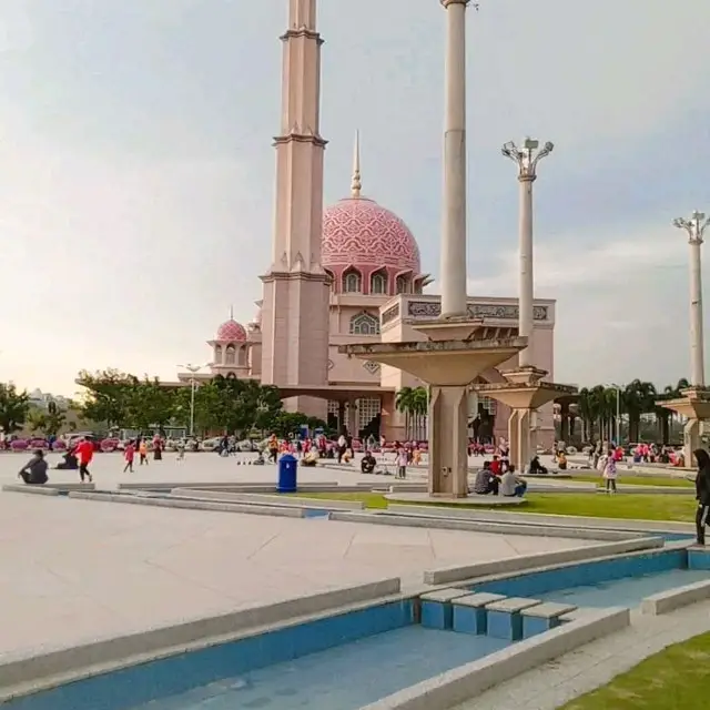 Amazing building of Putrajaya