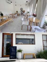 Ten Slash Coffee Corner