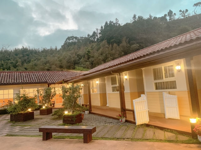 像在童話故事裡出現的鄉間小屋，擁有超美窗景又很有溫馨感的花園民宿 