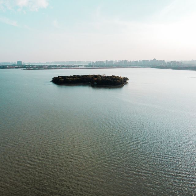 the mysterious island on the Jinji lake!