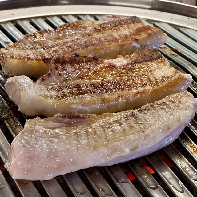 육즙이 좔좔 , 칭다오 등심 맛집 코리아나 . 