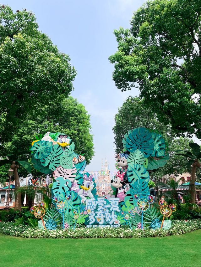 Summertime Fun at Shanghai Disney Resort🌺🌸