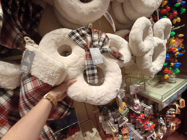 香港迪士尼百貨店聖迪購物大行動