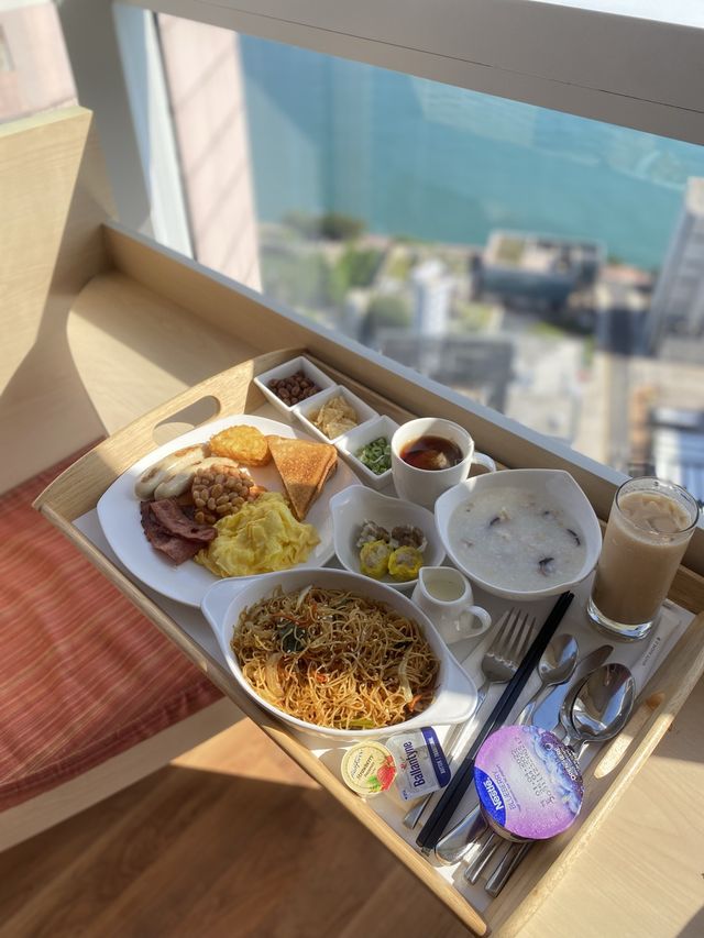 享受維港景色 房內慢慢嘆早餐🥣