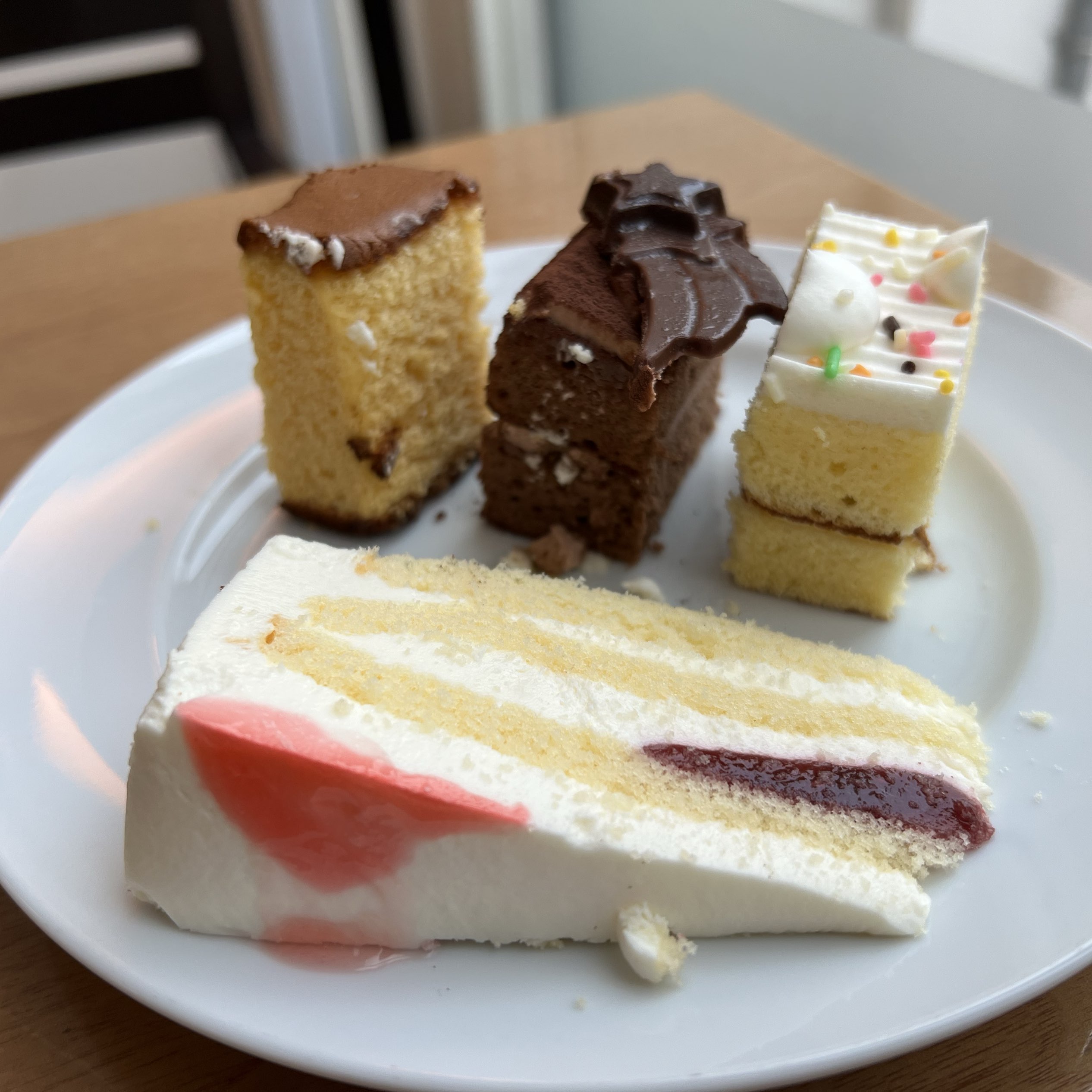 シャトレーゼ食べ放題ホテル Trip Com 札幌の旅のブログ