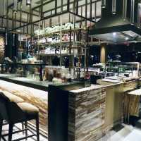 Cruise 空中餐廳及酒吧 Cruise Restaurant & Bar