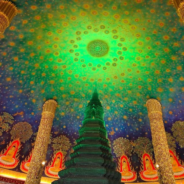 A must visit in Bangkok - Wat Paknam