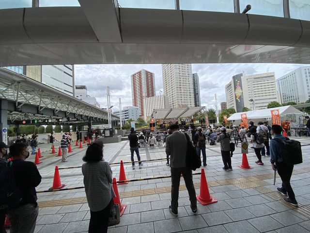 浜松駅前。『第14回やらまいかミュージックフェスティバル』で賑わう街
