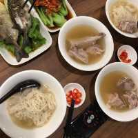 新加坡🇸🇬發起人肉骨茶😋