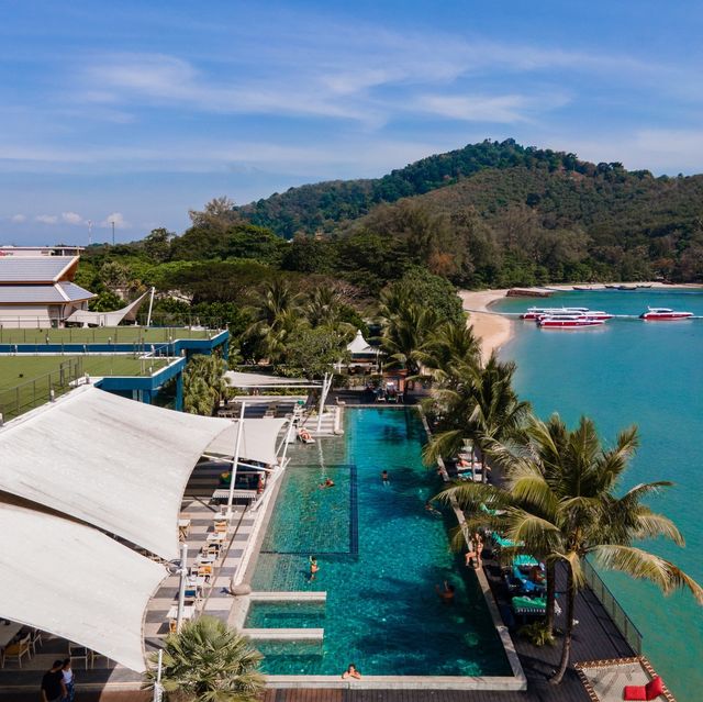Hotel Tide Phuket รีสอร์ทติดทะเลใกล้ตัวเมือง