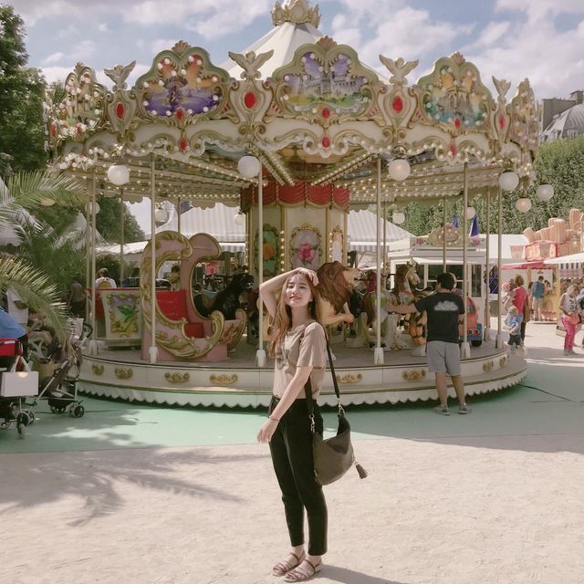 파리 중심에 있는 놀이공원, 튈르리 놀이공원 🎡