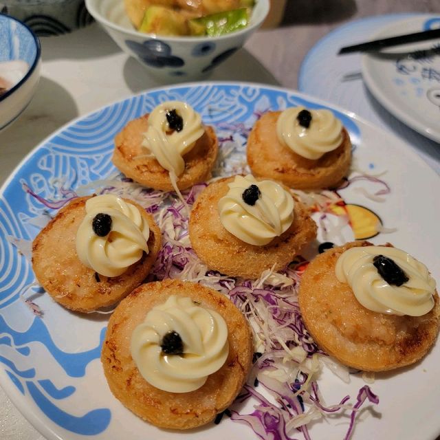 一站式品嚐台式小食+刺身+雞煲+藥膳火煱，任飲任食挑戰大胃王😂
