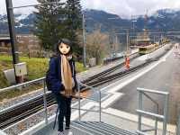 瑞士另一美麗童話小鎮Wengen