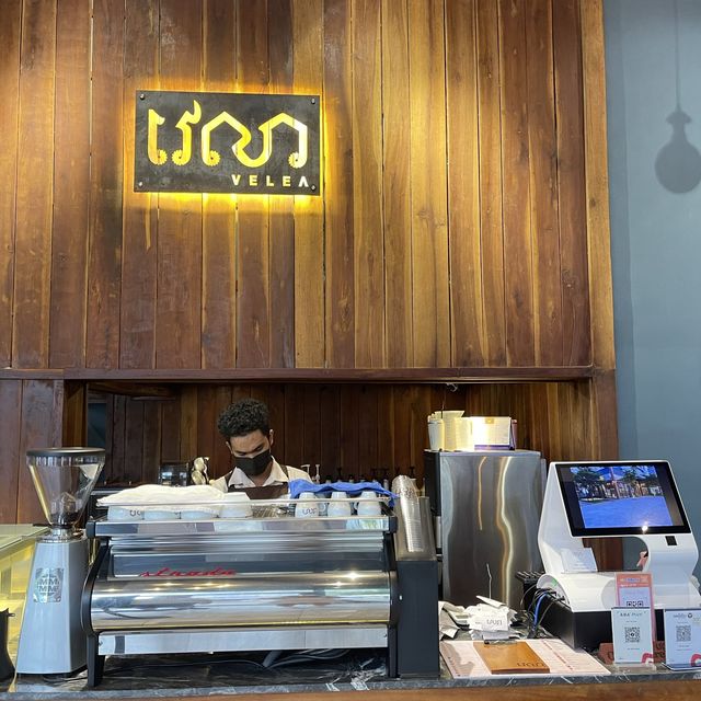 柬埔寨🇰🇭｜西港特色設計咖啡☕️廳