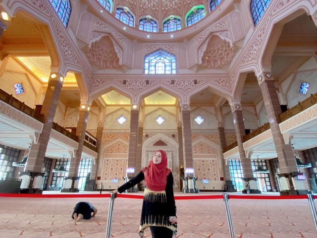มัสยิดปุตราจายา Masjid Putra มาเลเซีย 