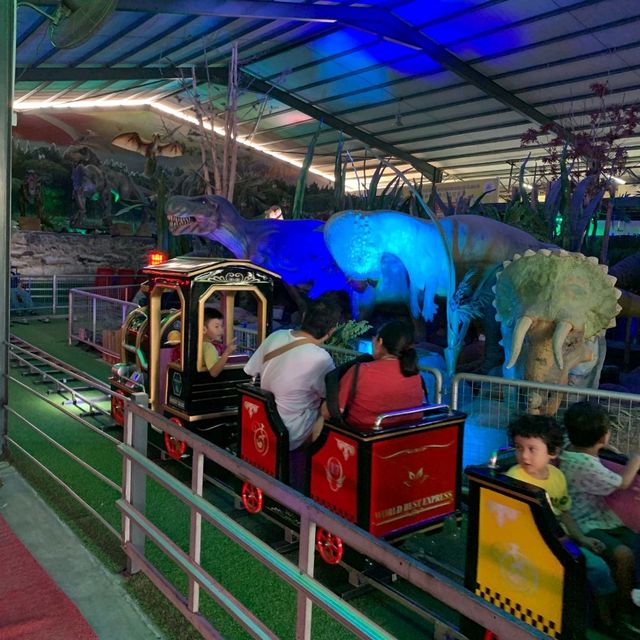 Don Hu Jurassic Park Muar