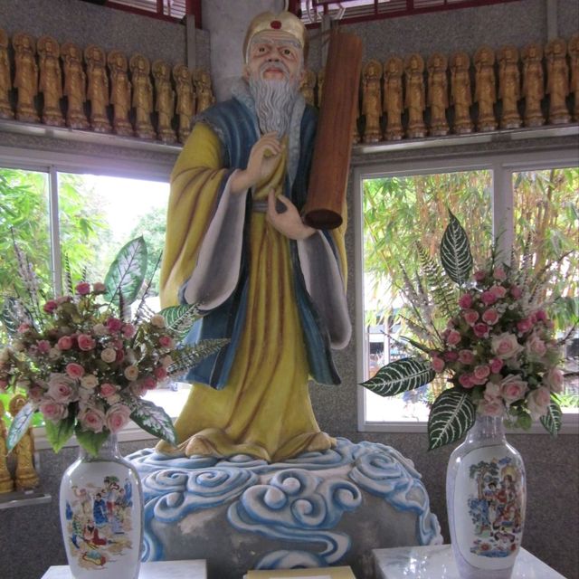 Phra Phothisat Kuan Im Nakhon Quan Yin Temple