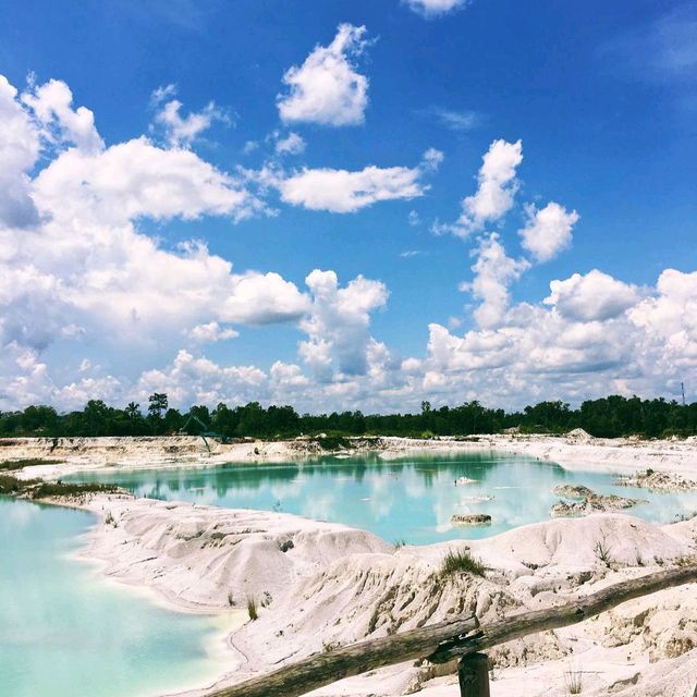 Kaolin Lake Charm 