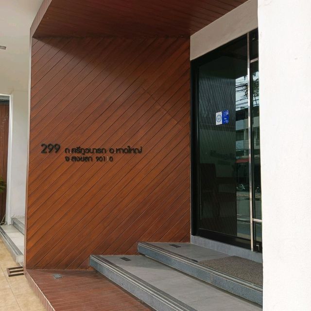 โรงแรมทองมณึ  หาดใหญ่