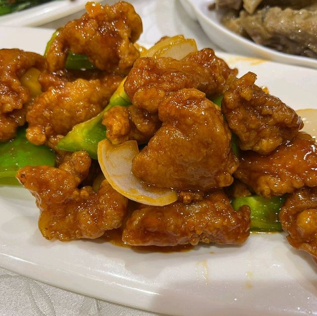 邊個話我傻？請佢食燒鵝!