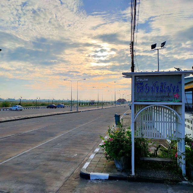 โขงซันไชน์ Khong Sunshine Hotel