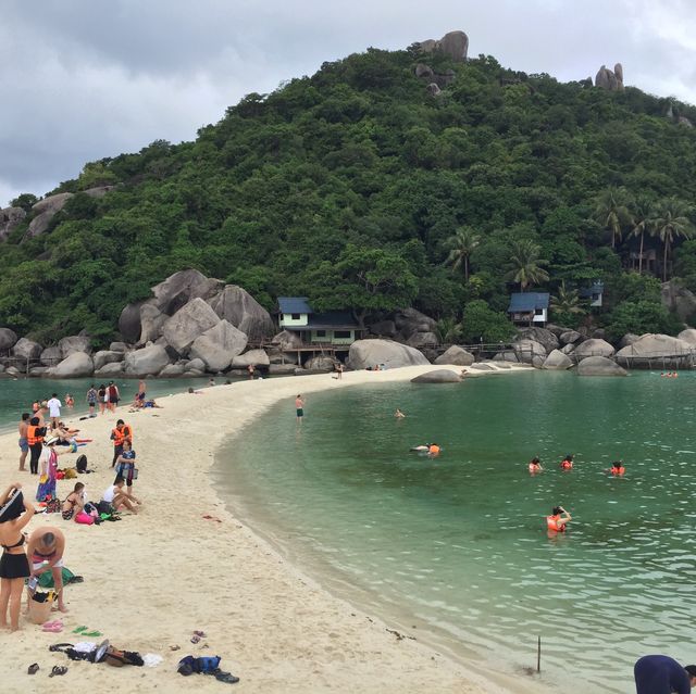 Little island for snorkeling and relaxing 