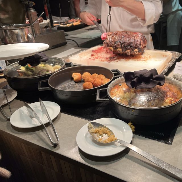 酒店Dinner Buffet