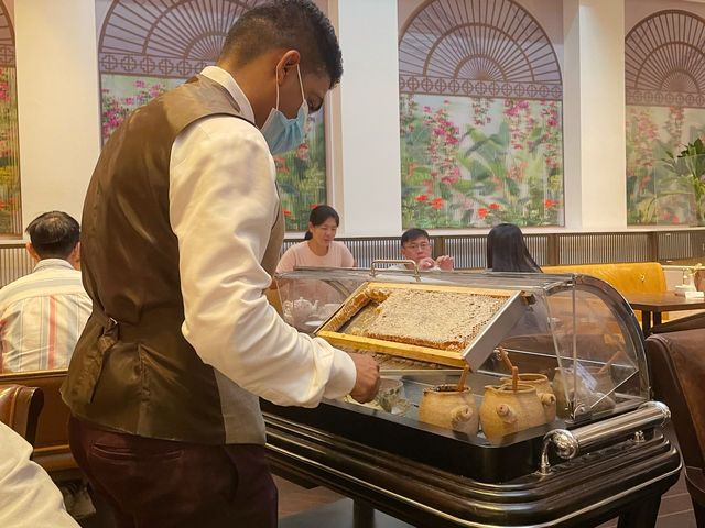 Best hotel breakfast buffet in Singapore