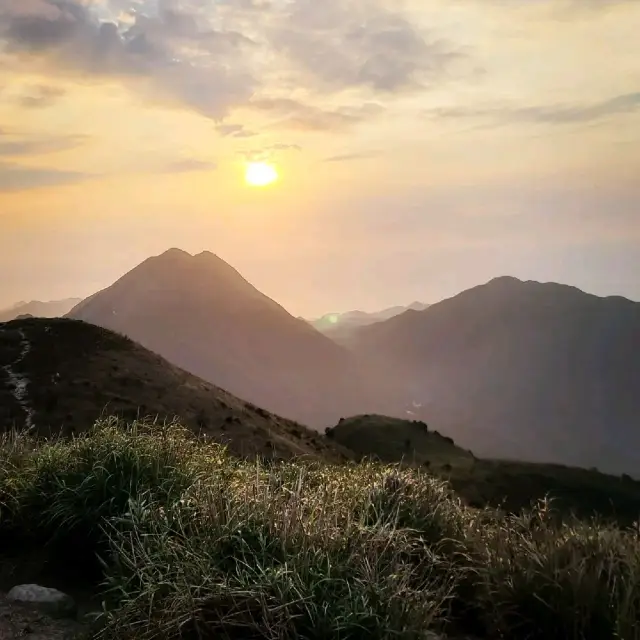 係大東山睇睇日落係常識吧