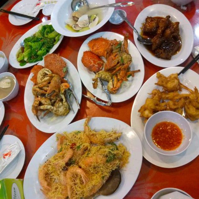 nice and cheap fresh seafood at kota Kinabalu