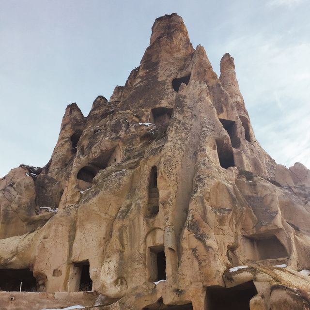 【土耳其 卡帕多奇亞】隱藏在岩壁中的石窟教堂 世界文化遺產