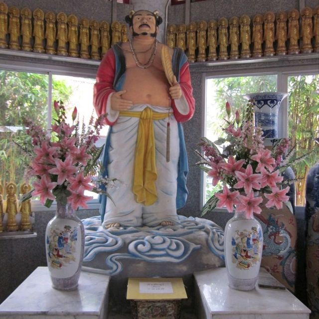 Phra Phothisat Kuan Im Nakhon Quan Yin Temple