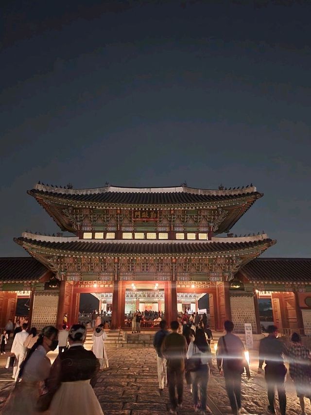 달밤의 고궁나들이🌃 경복궁 야간개장!