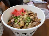 臺中北屯 牛丁次郎坊x深夜裡的和魂燒肉丼x水湳經貿支店
