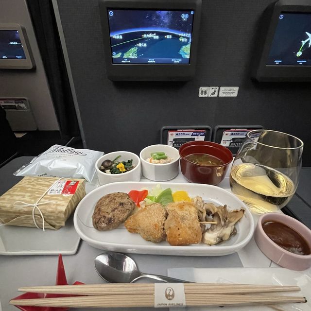 【那覇空港】JAL那覇→羽田　ファーストクラス搭乗記