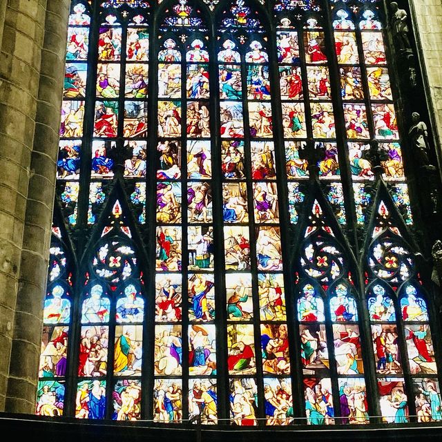 INTERIOR OF THE MASSIVE DUOMO