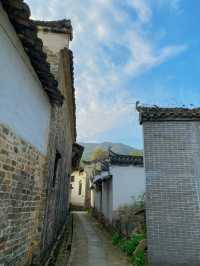 Qi Men, a beautiful place with few people in southern Anhui.
