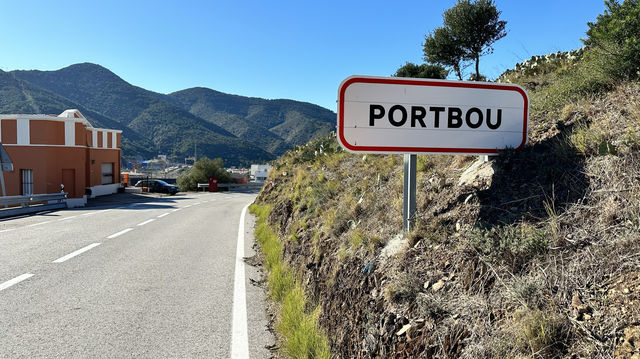 Borderline between Spain and France.