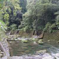 南投松瀧岩瀑布 - 大自然美景