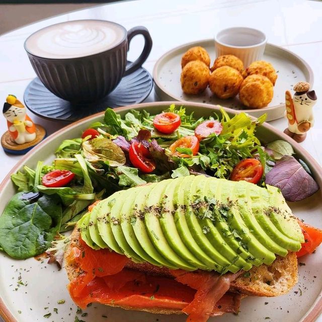Ellipsis Cafe&Lounge