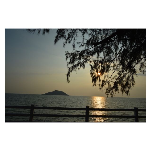 หาดลับชมพระอาทิตย์ตกดินสุดโรแมนติก จันทบุรี ☀️