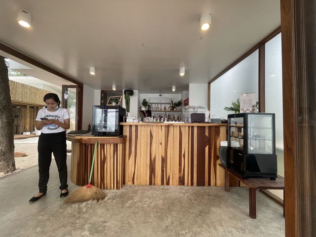 SASA Beach Cafe Sichon