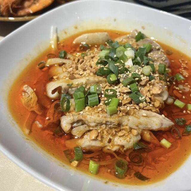 虎炊稻 ： 墾丁必訪的臺菜沙龍餐廳。好吃不貴、裝潢華美