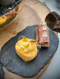 ให้เป็น Afternoon tea เซตที่อร่อยที่สุดในรอบ 2 ปี 