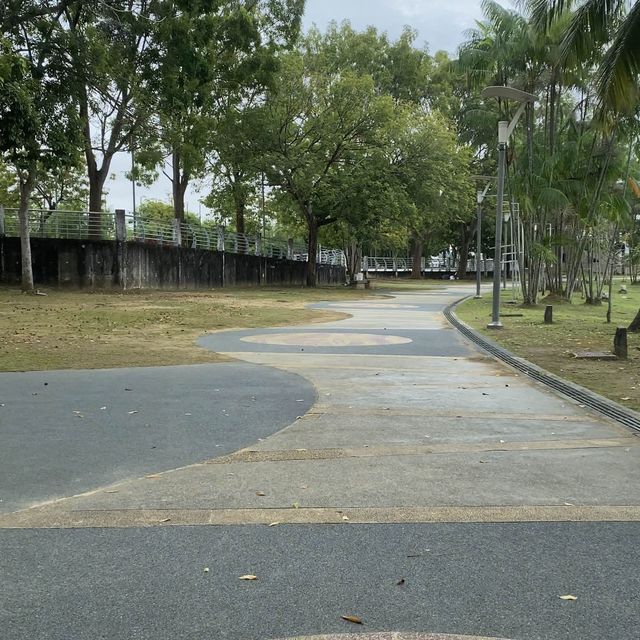 Jog or walk in Putrajaya! 