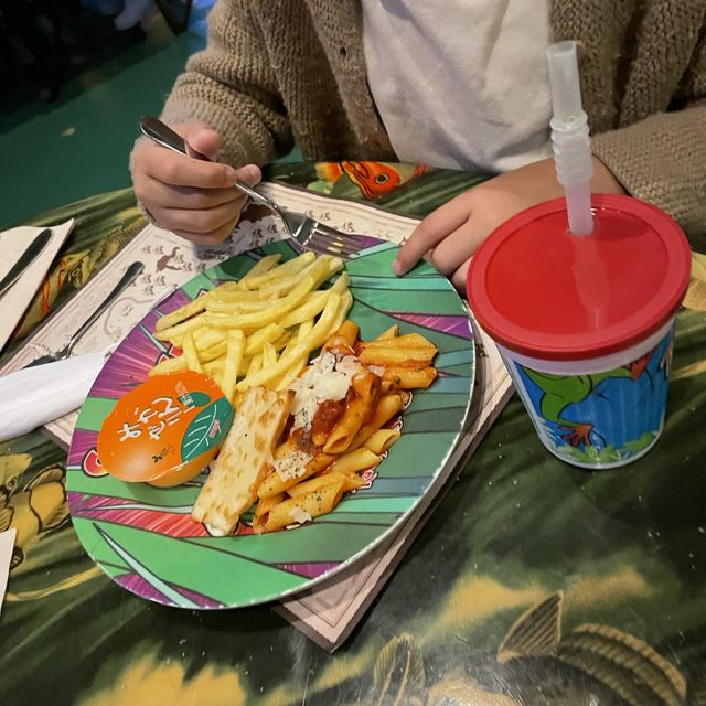 Rain forest Cafe レインフォレストカフェ