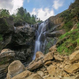 SUNGGAH WATERFALL - PONOROGO