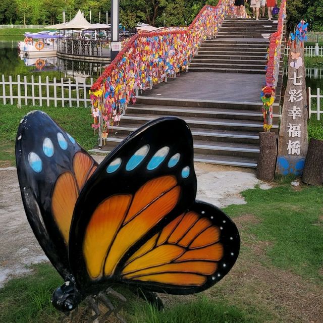 親親草泥馬 ~ 大埔蝶豆花園有機農莊  親親草泥馬 ~ 大埔蝶豆花園有機農莊