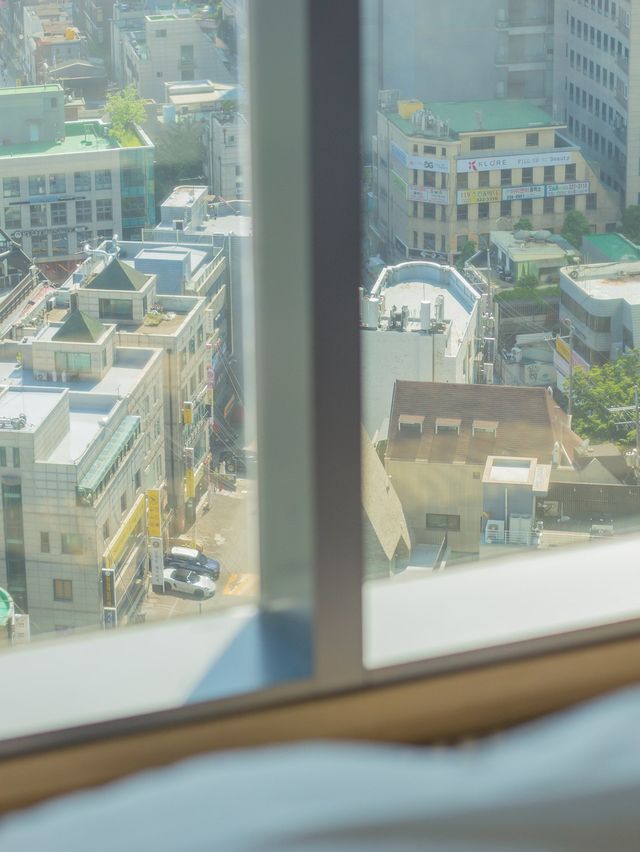 서울 시티뷰를 즐길 수 있는 홀리데이인 서울홍대 🌃